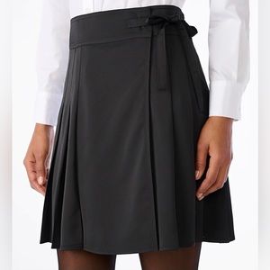 Karl Lagerfeld Paris/ Solid Pleated Tie Waist Wrap Skirt/ Size 6/ Black/ NWT